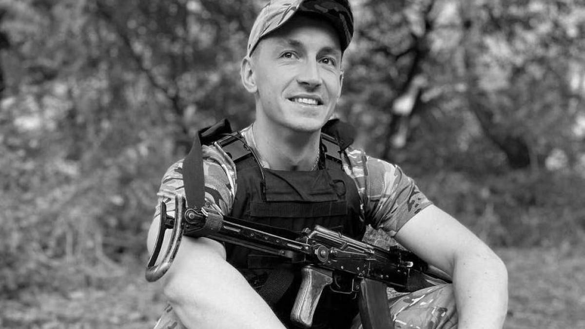 Запорізький спецпризначенець поліції Артем Ткаченко віддав життя, рятуючи побратимів