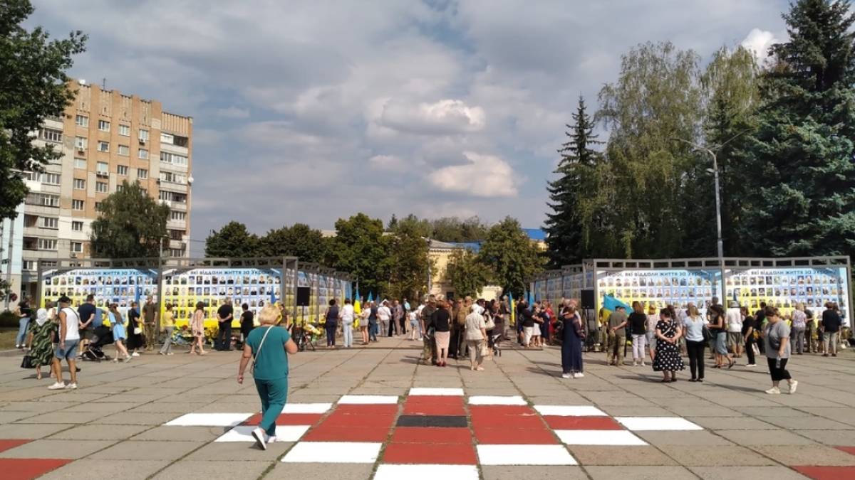 У Житомирі відкрили Алею слави героїв, які віддали життя за Україну