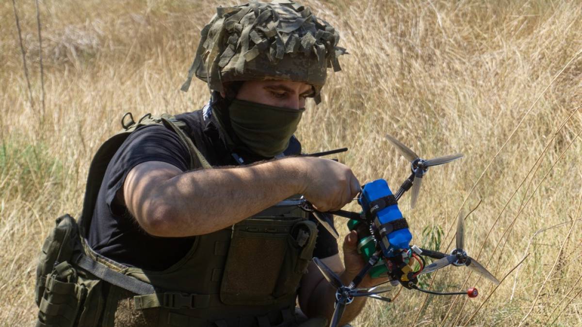 Пілоти дронів на Запорізькому напрямку (фото)