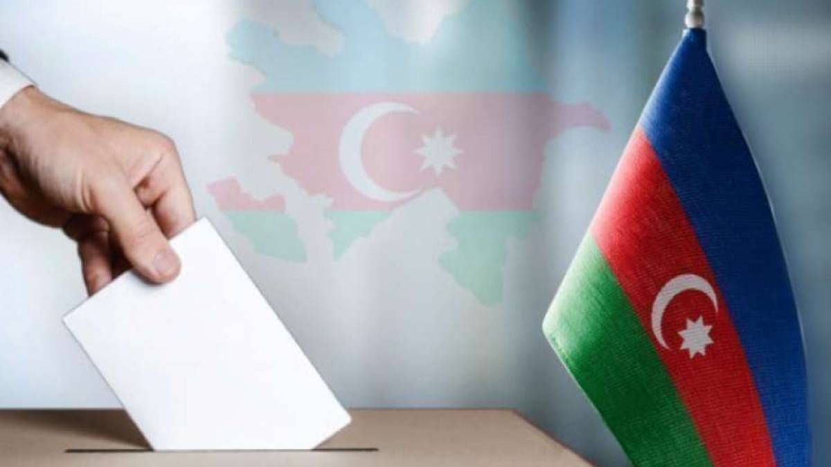 В Азербайджані сьогодні – позачергові парламентські вибори
