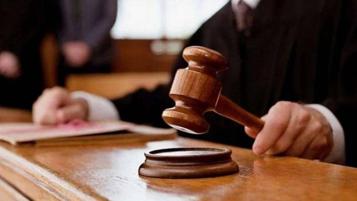 Засуджено колаборантку із Запорізької області, яка допомагала рашистам проводити псевдореферендум