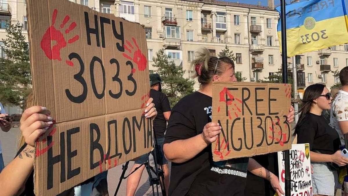 У Запоріжжі відбувся мирний пікет «Не мовчи! Полон вбиває!»