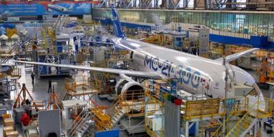 Україна запровадила санкції проти російських аеропортів та авіавантажних компаній