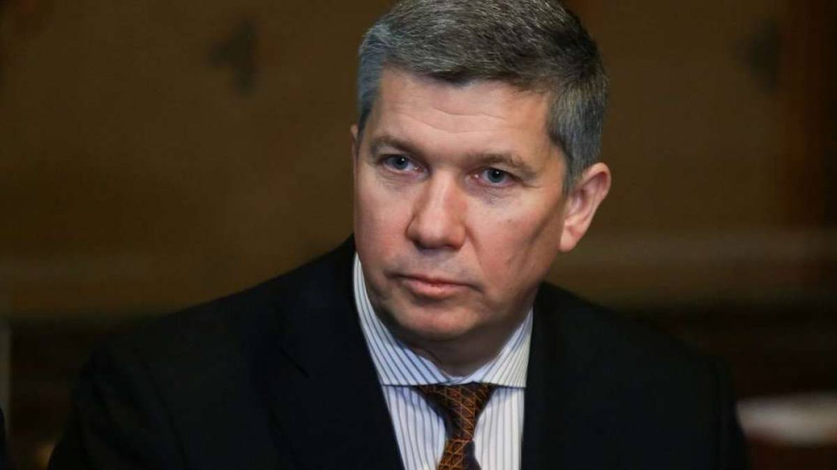 Скільки культурних діячів не повертаються з-за кордону, отримавши дозвіл на виїзд від Мінкульту?