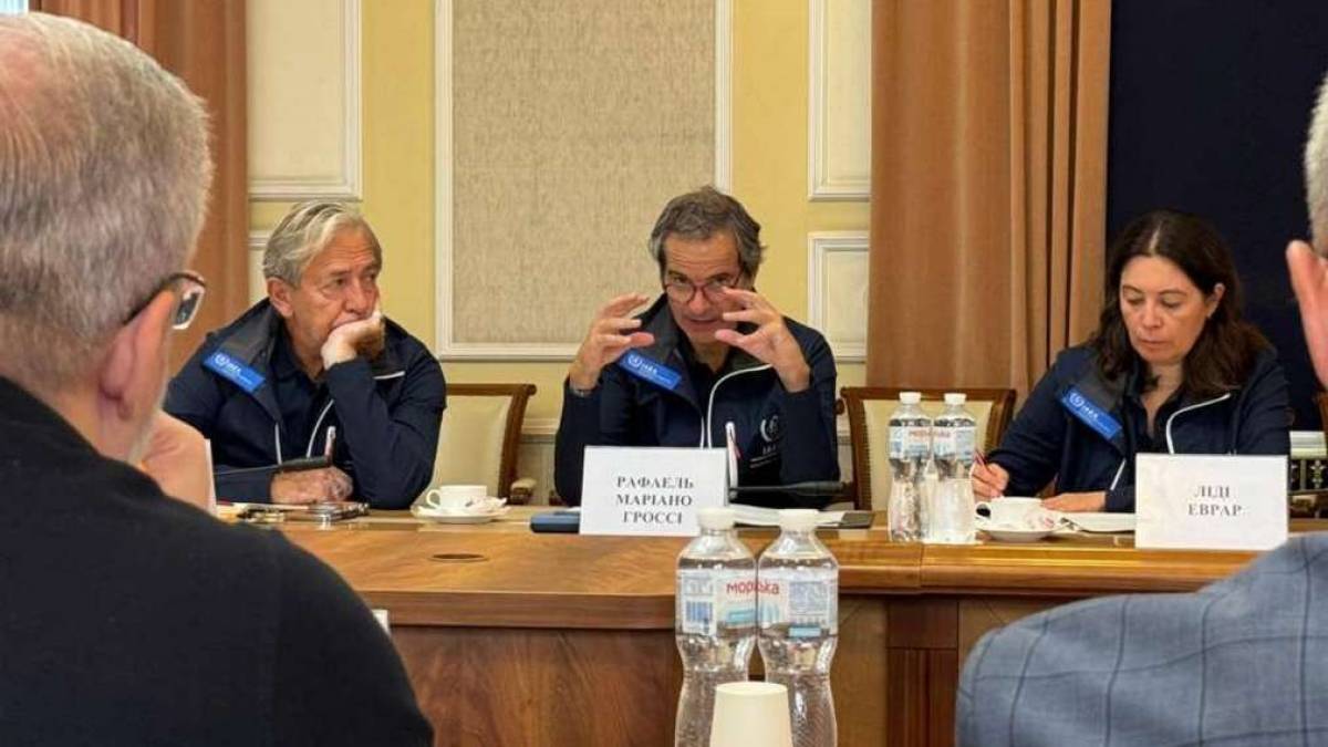 Стало відомо, з ким зустрівся глава МАГАТЕ перед поїздкою на окуповану Запорізьку АЕС