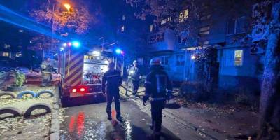 Надзвичайники врятували жінку під час пожежі в Запоріжжі, ще 5 осіб вийшли самостійно