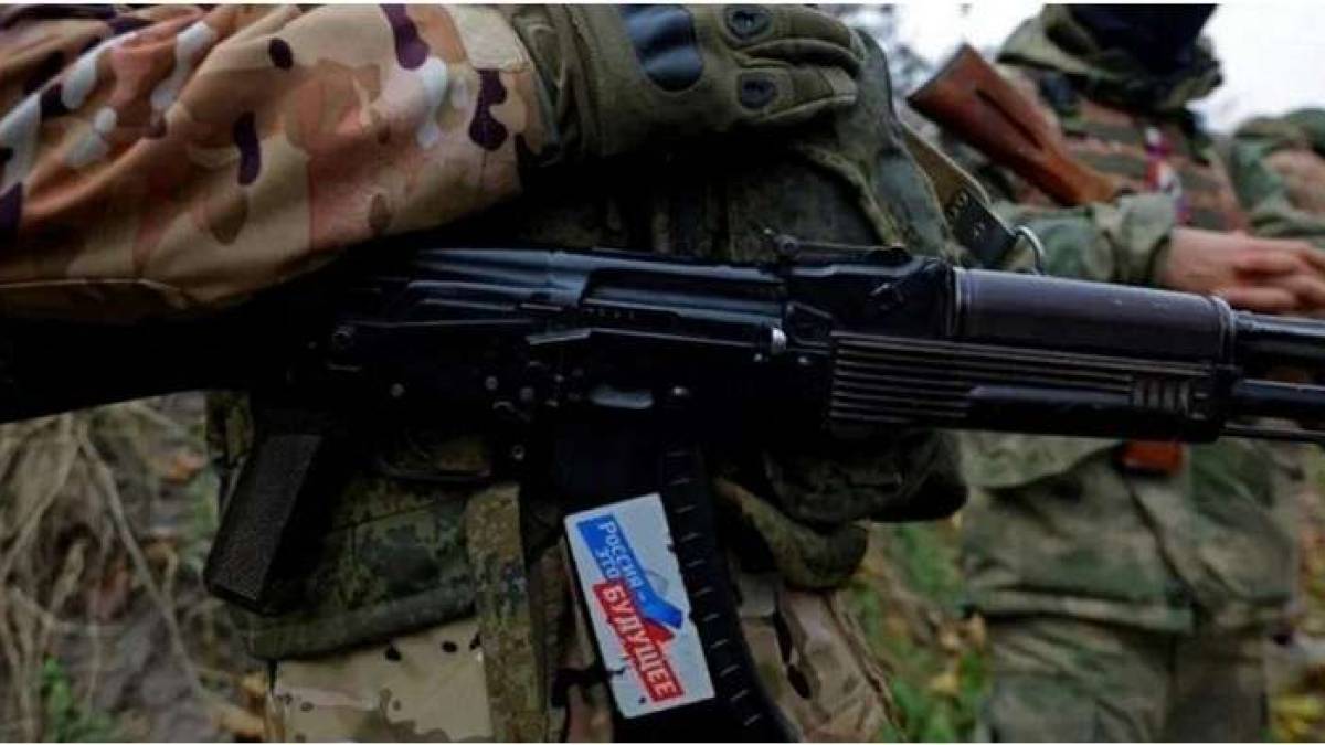 Через великі втрати на Запоріжжі, рашисти відправляють на фронт курсантів військових вишів