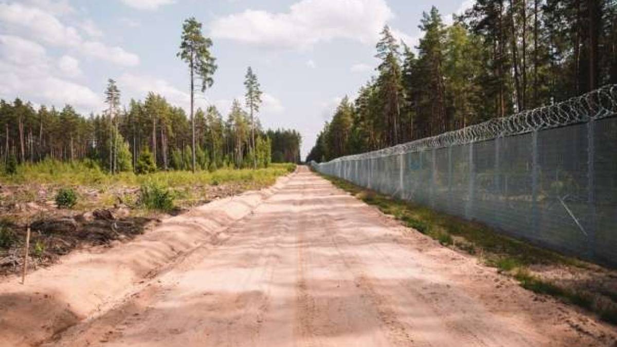 Польща продовжить на 90 днів термін дії буферної зони на кордоні з білоруссю