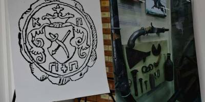 Виставка експонатів Маріупольського краєзнавчого музею гостює у Запоріжжі