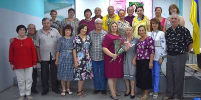 Саджайте квіти – зійдуть віршами