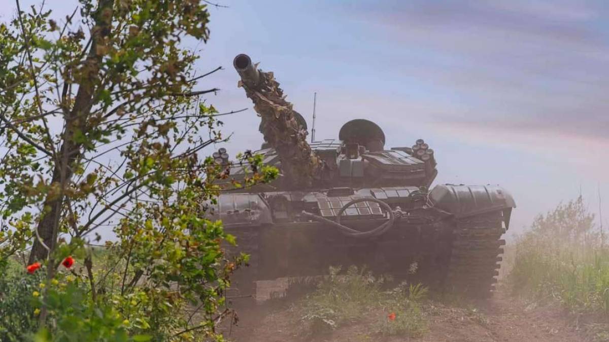 Генштаб ЗСУ — про орієнтовні втрати ворога на 12 вересня: 630200 (+1270) осіб, 369 (+1) літаків, 18009 (+73) артсистем