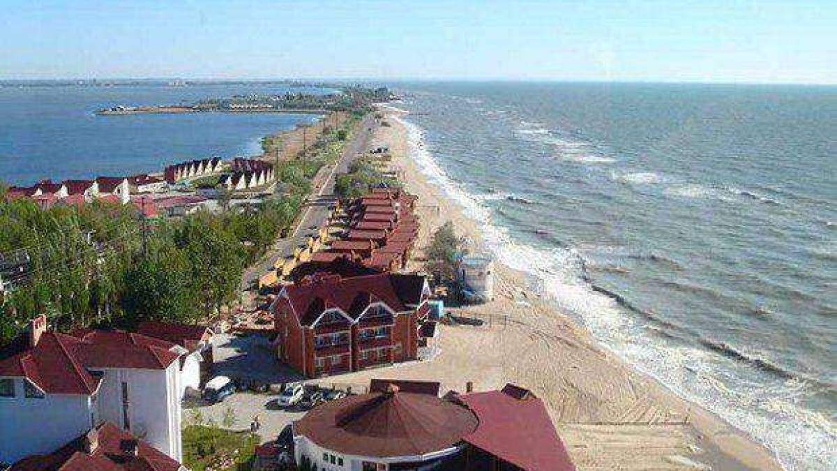 Окупанти змушують власників готелів у Бердянську проходити класифікацію за законами рф