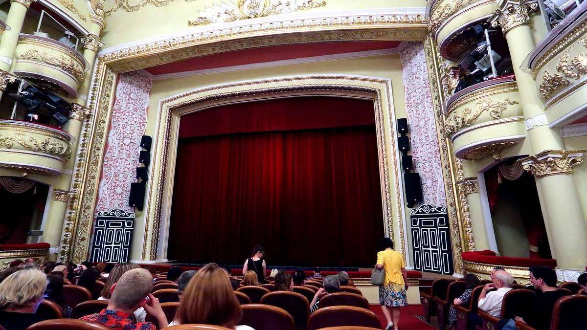 Театр Магара запрошує до театру у вихідні та вечір п’ятниці!