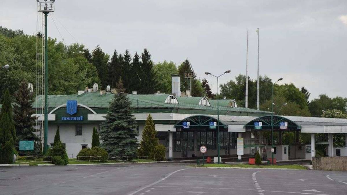 На пункті пропуску “Медика – Шегині” можливі ускладнення руху транспорту – ДПСУ