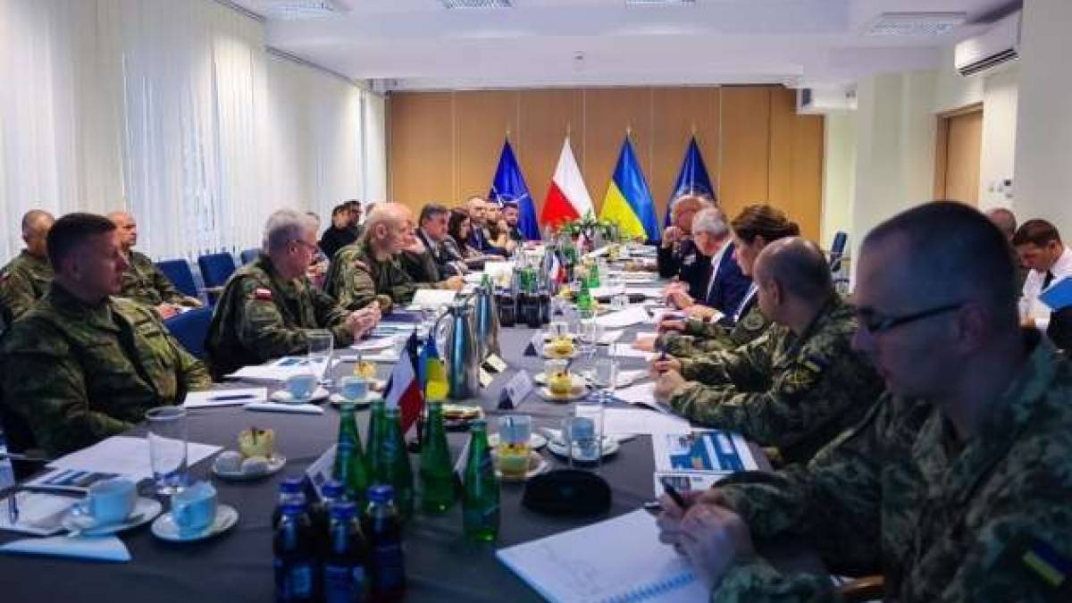 У Польщі офіційно розпочав роботу центр НАТО-Україна