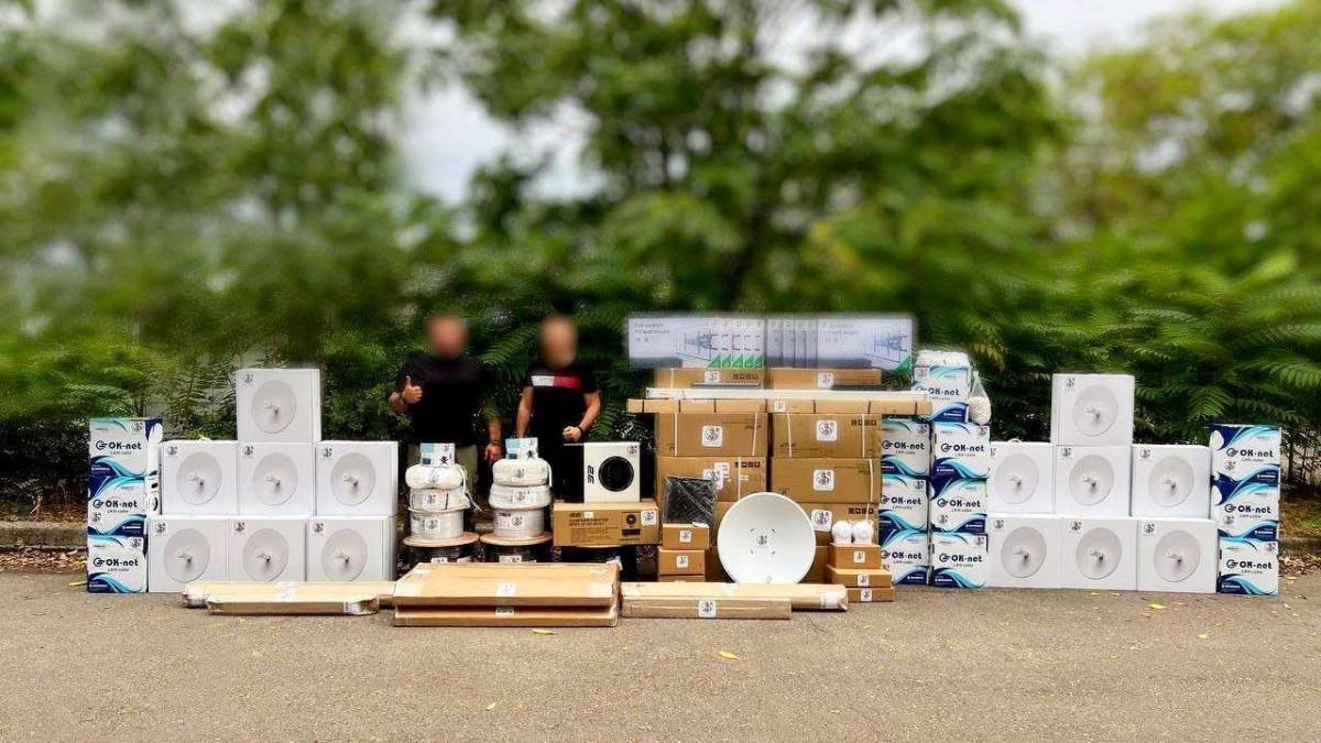 Від Запорізької області передали допомогу для 18 військових частин