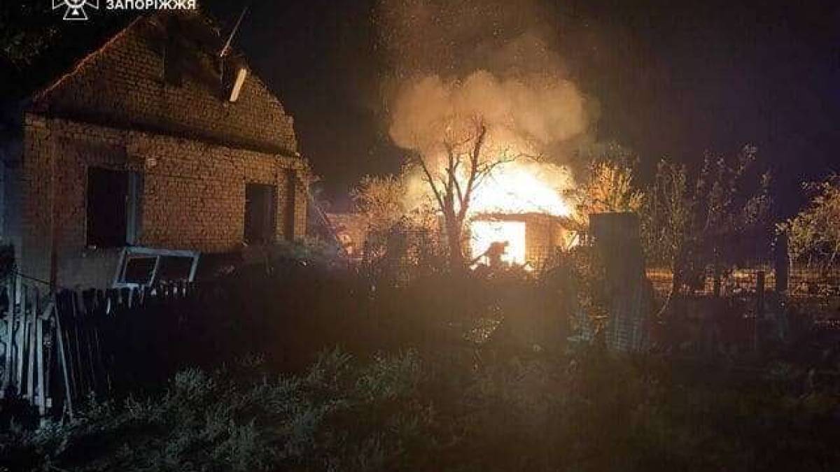 ДСНС Запорожской области: ликвидация последствий вражеских обстрелов 18 сентября