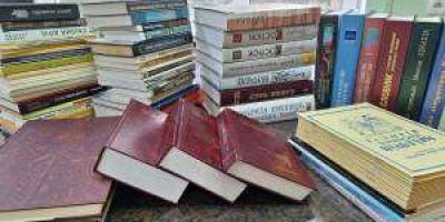 Університетській бібліотеці передали колекцію книг із Фонду Марини Брацило