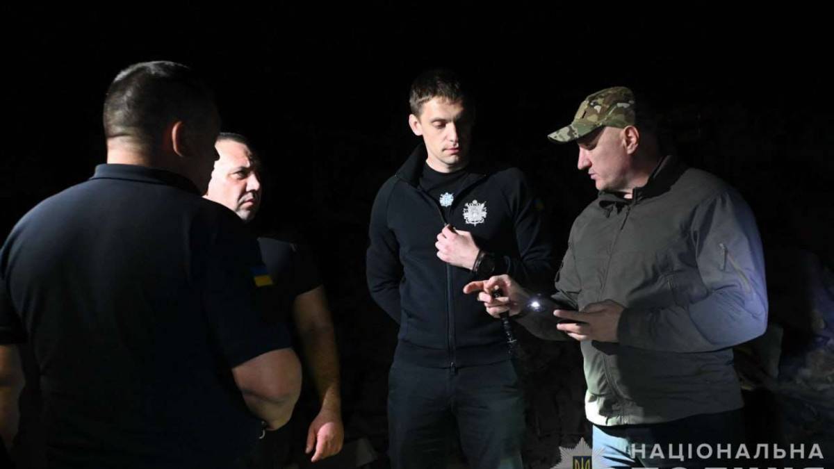 Поліція фіксує наслідки чергової ворожої атаки на Запоріжжя: 24 вересня