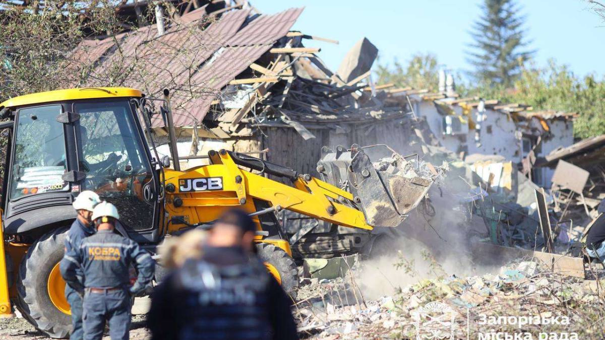Фото з вчорашнього обстрілу Запоріжжя армією рф. Чергове свідчення геноциду українців