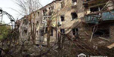 російські ракетні удари нищать житлові квартали Запоріжжя