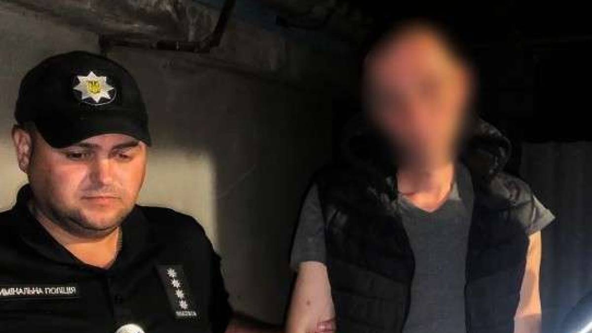 Поліцейські затримали квартирного крадія