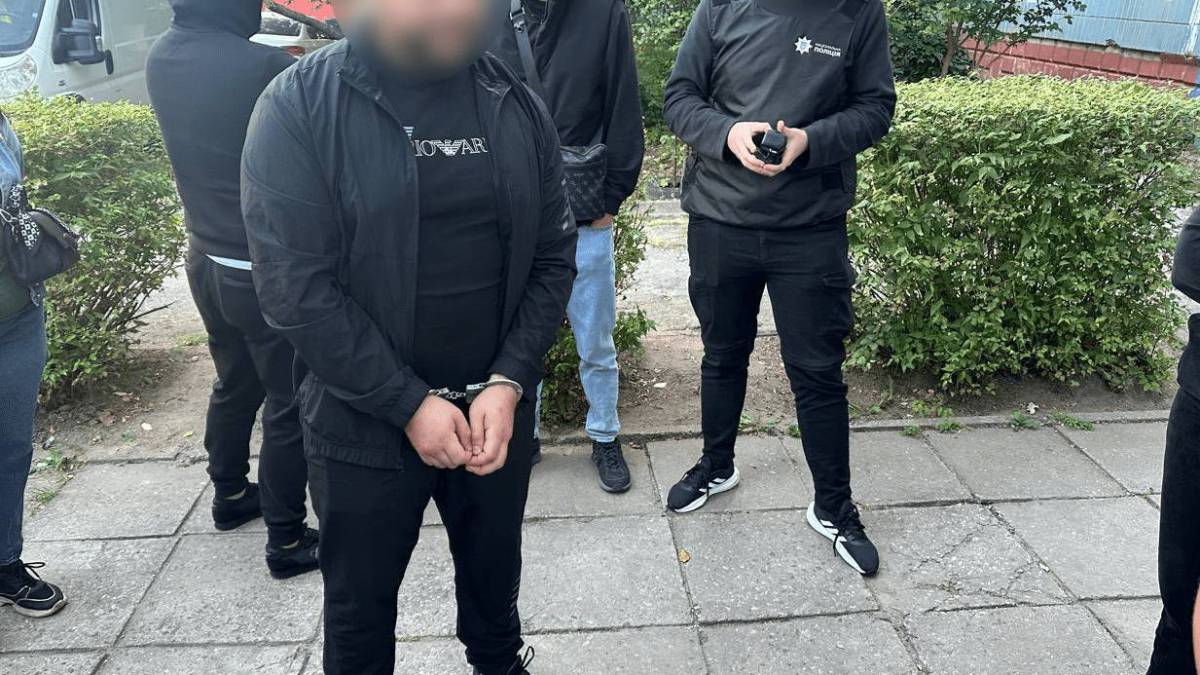 У Запоріжжі затримали бандитів, які викрали криптовалютника – фото, відео