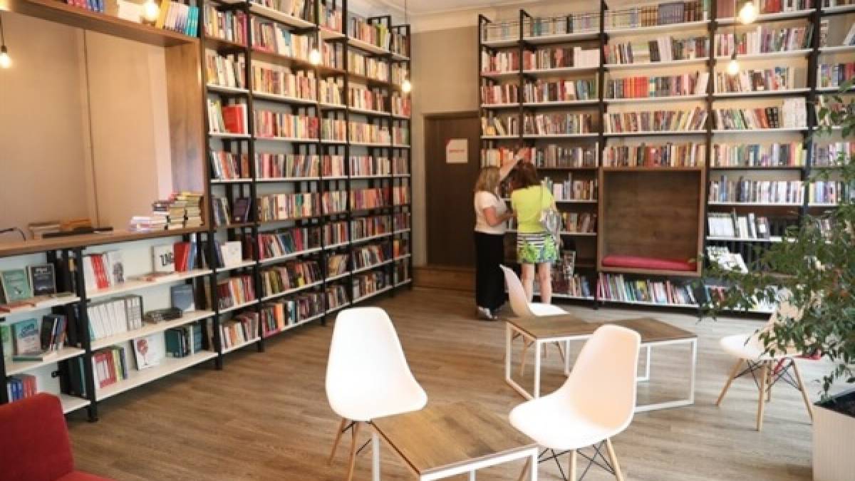 Що пропонують запорізькі бібліотеки у перший день жовтня?