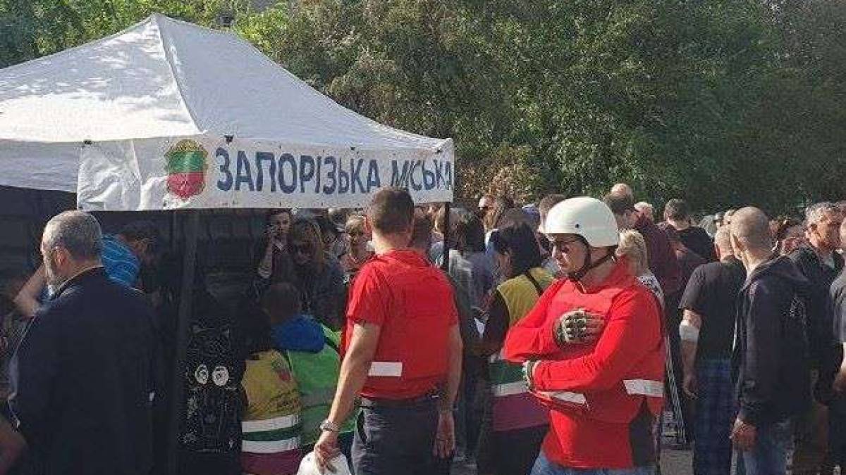 Яку допомогу від Запорізької влади можуть отримати мешканці постраждалих від обстрілів домівок