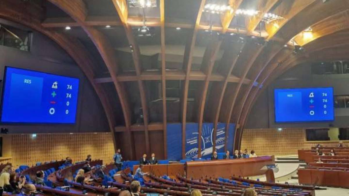 ПАРЄ ухвалила першу резолюцію щодо українських цивільних та військових полонених