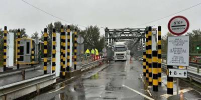 Українців попереджають про обмеження руху на кордоні з Угорщиною: дати та графік робіт