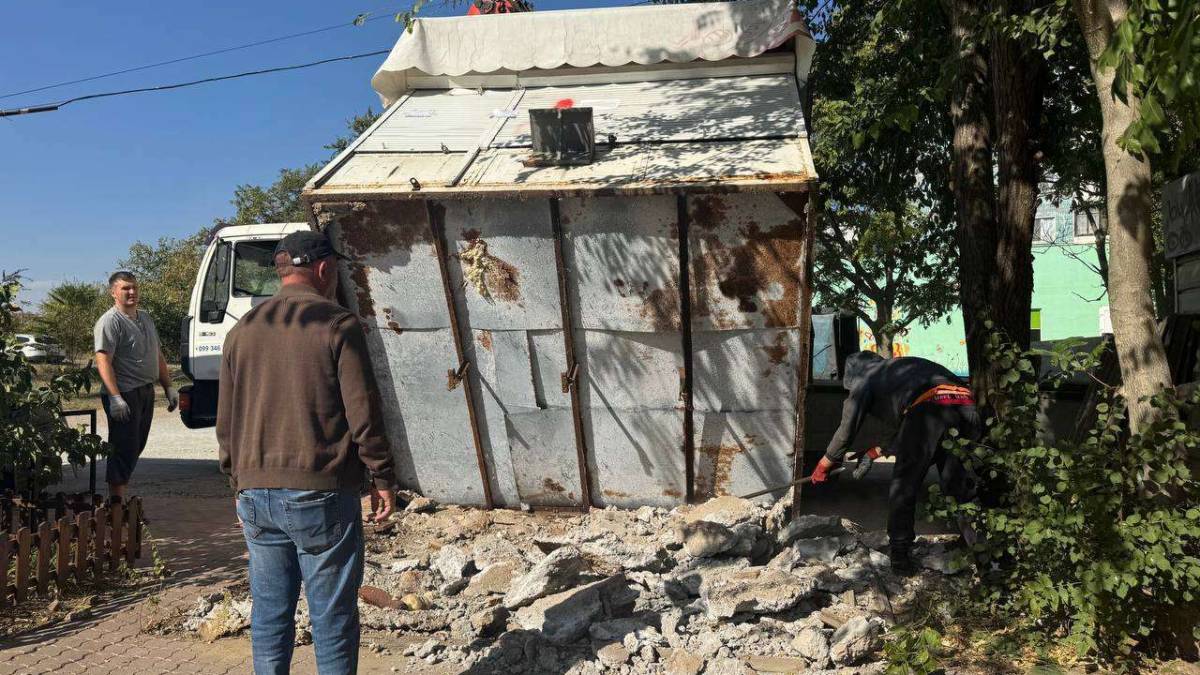 У Запоріжжі демонтують незаконно встановлені кіоски