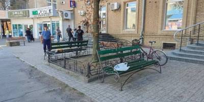 У Бердянську окупанти влаштували антитерористичну операцію через звичайний пакет із сміттям
