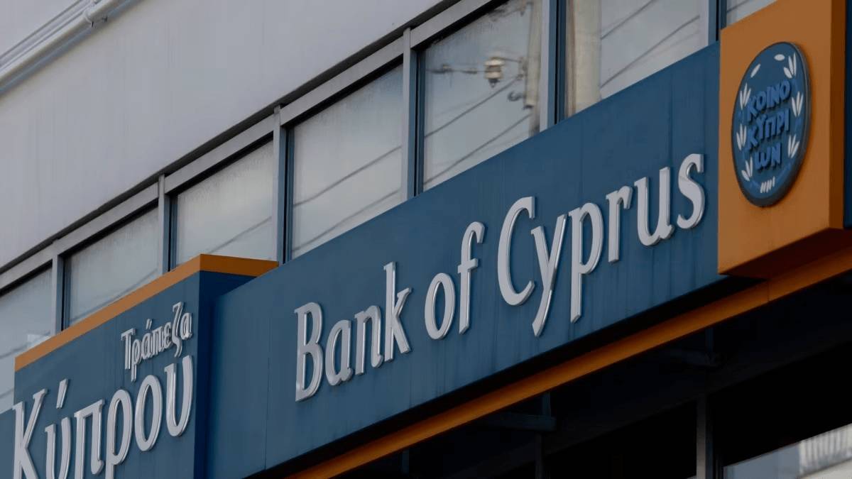 Bank of Cyprus закрив близько 20000 рахунків росіян