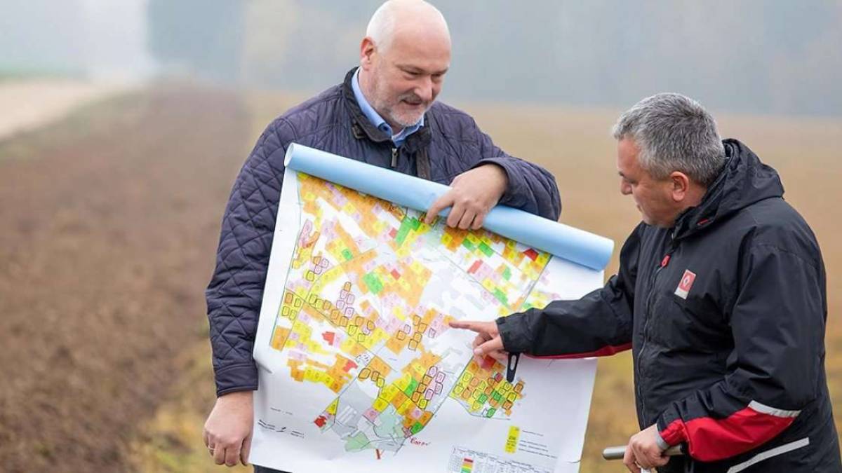 Німецький політик має плантації у білорусі?