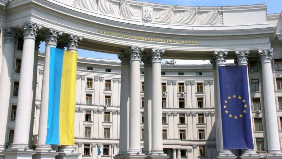 МЗС відкриває 50 вакансій для молоді — глава української дипломатії Сибіга