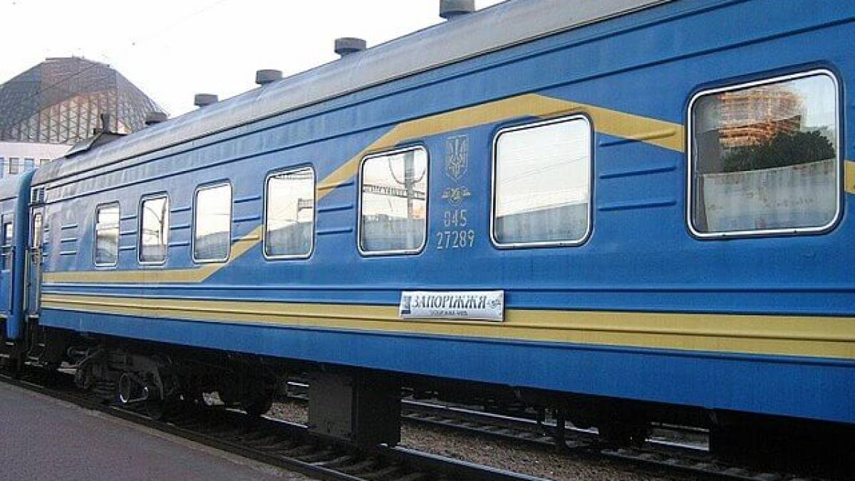 Запорізький потяг очолив ТОП-3 найпопулярніших маршрутів Укрзалізниці у вересні