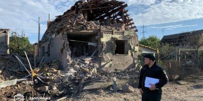 Міські служби працюють на місцях прильотів (відео)