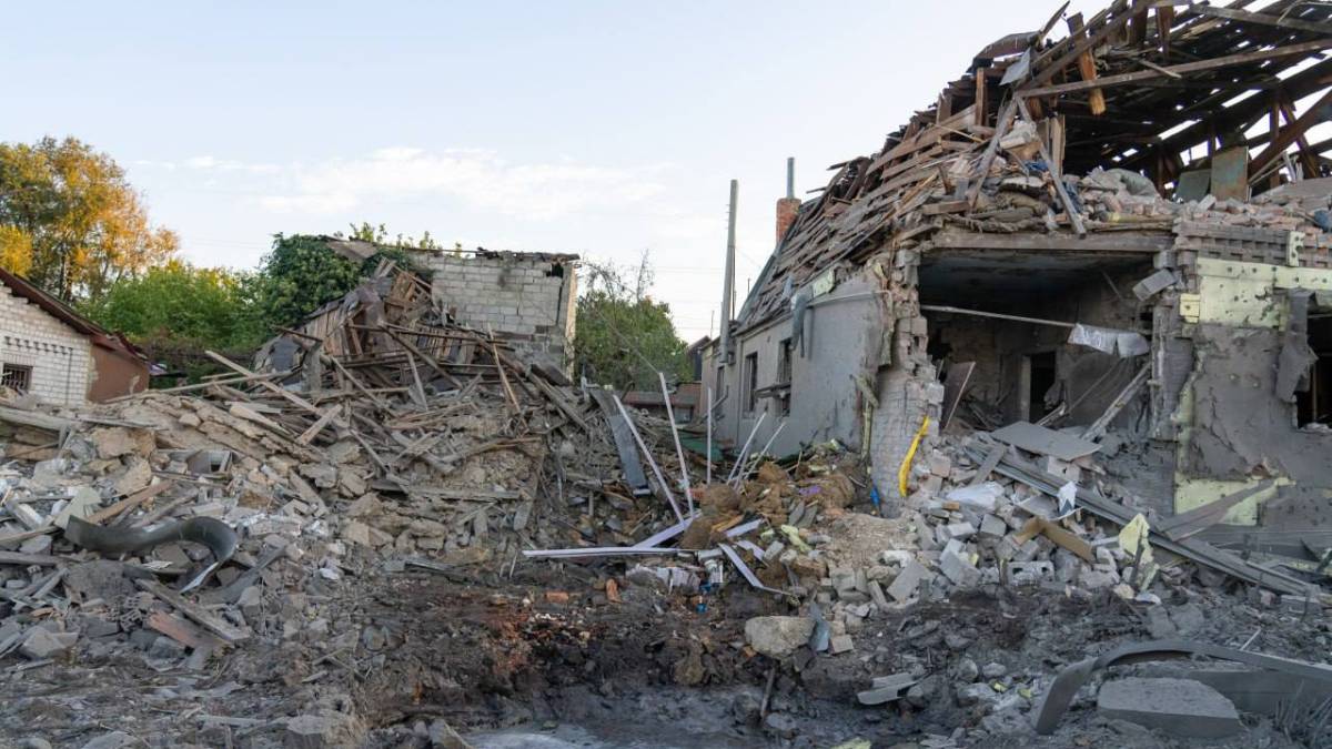 Впродовж доби окупанти 329 разів били по Запорізькій області.