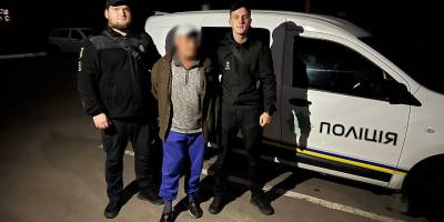 У Запоріжжі поліцейські заарештували чоловіка, який спричинив смертельні тілесні ушкодження знайомій