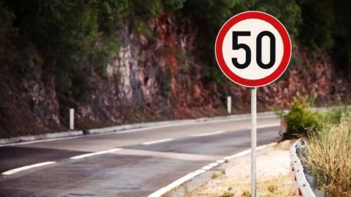З 1 листопада у всіх містах вводиться обмеження швидкості 50 км/год