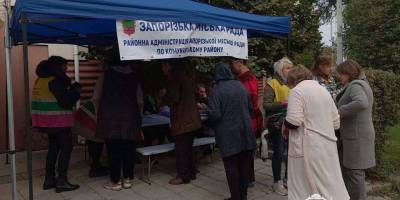 Міські служби обстежують пошкоджені будинки