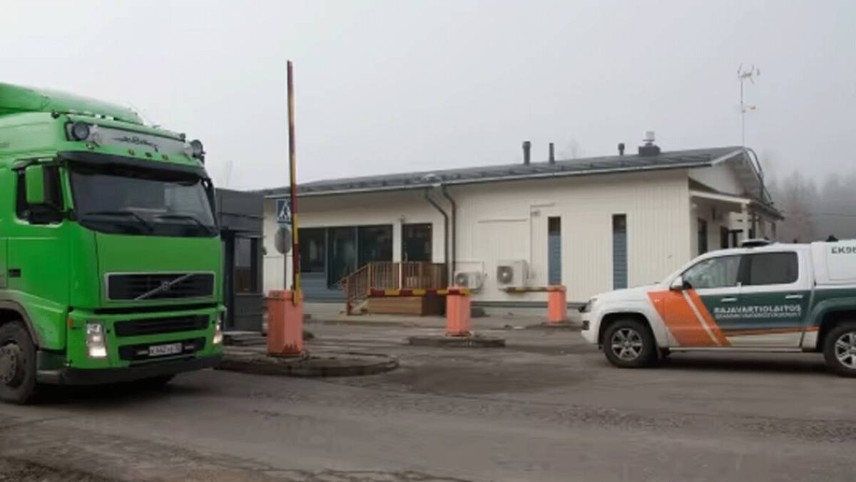 Фінляндія остаточно закрила два пункти пропуску на кордоні з рф