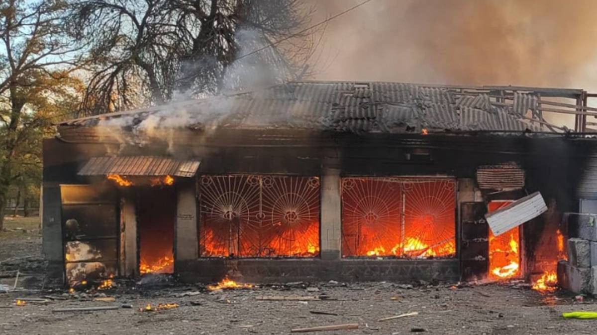Армія рф вдарила по відділенню «Нової пошти» на Донеччині, є загиблі і поранений