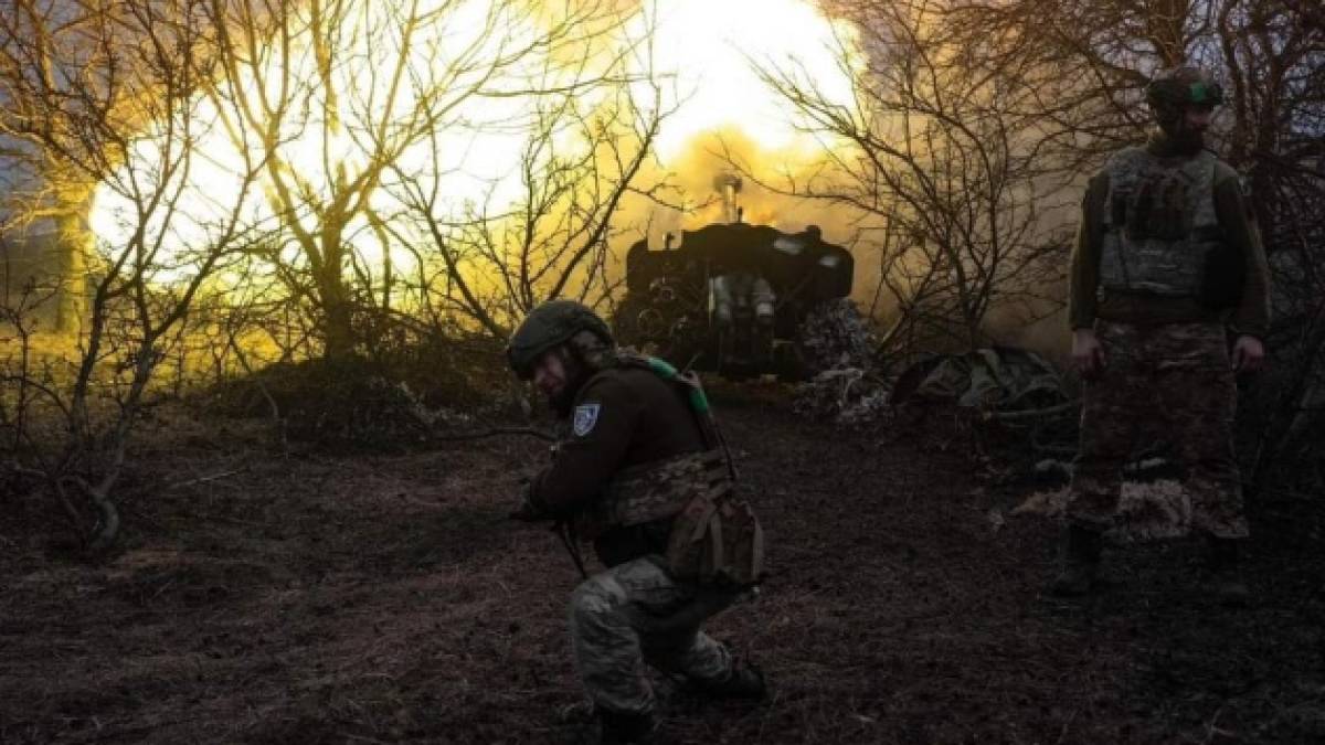 Генштаб ЗСУ — про орієнтовні втрати ворога на 26 жовтня: 687600 (+1690) осіб, 18332 (+45) ББМ, 27460 (+95) автотехніки