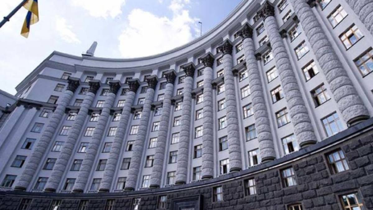 Уряд частково відновив бронювання військовозобов’язаних
