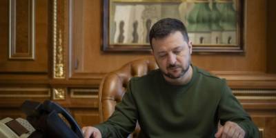 Зеленський просить Раду продовжити терміни проведення загальної мобілізації та дії воєнного стану