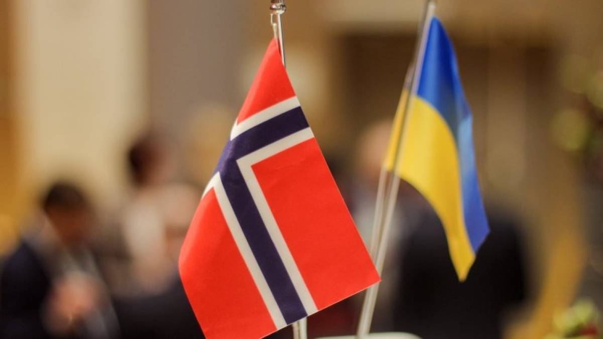 Норвегія готується збільшити військову допомогу Україні