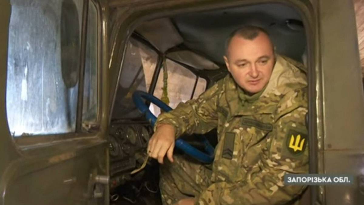 Захисники Запоріжжя  розповіли про побратимів, які доставляють на передову боєприпаси (відео)