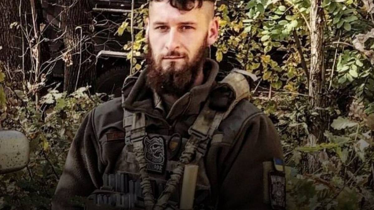 Загиблого на Запоріжжі бойового медика розвідбатальйону нагородили орденом «За мужність»